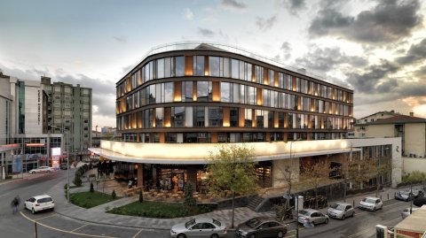 Rönesans Mecidiyeköy İş Merkezi